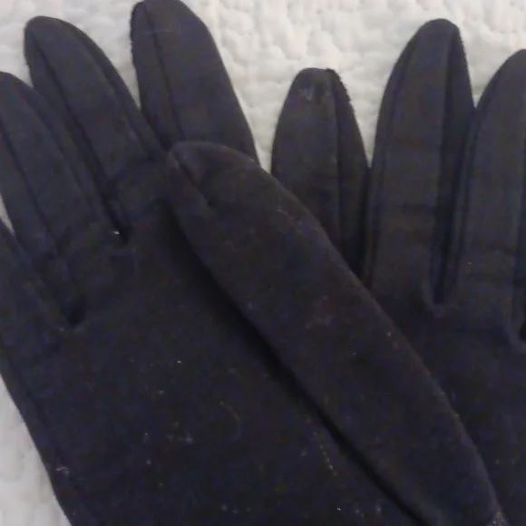 Black Long Women's Gloves - Classic Elegant Style - Picture 5 of 6